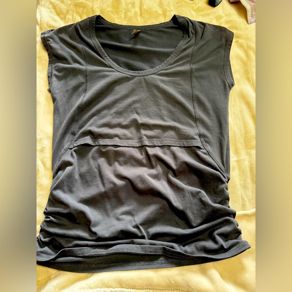 Women's Black Sleeveless nursing top